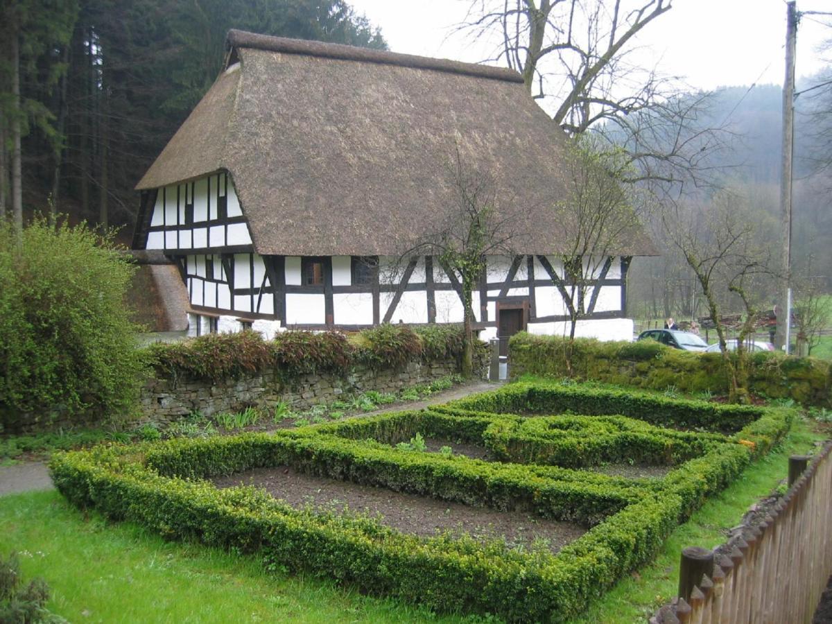 Urlaub Im Naturgarten Apartment Bergneustadt Bagian luar foto